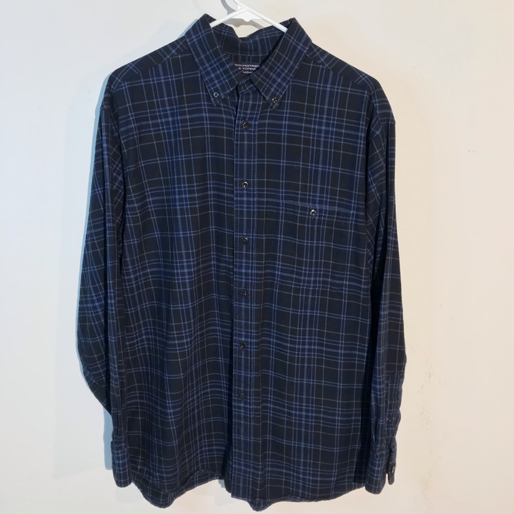 Roundtree and Yorke Men’s Plaid Button Down Shirt Blue/Black Size Large